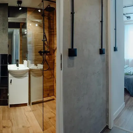 Апартаменти Centrum 2 Sypialnie I Salon Шклярська Поремба