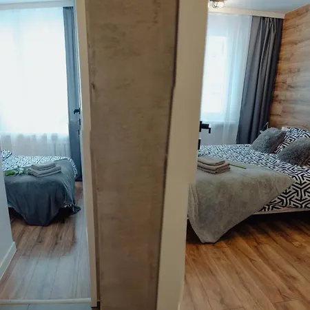 Centrum 2 Sypialnie I Salon Шклярська Поремба