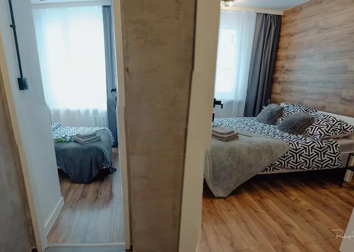 Centrum 2 Sypialnie I Salon 스클라르스카포렘바